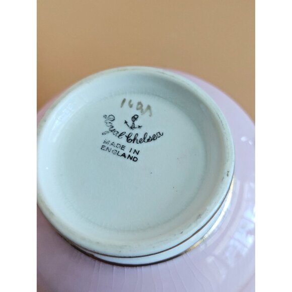 Vintage Pink Royal Chelsea Widemouth Tea Cup and saucer Pat.# 1699 1960's - Picture 10 of 11